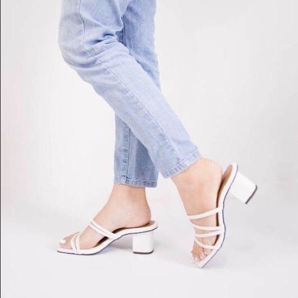 Julia Heels - Picture 4 of 4